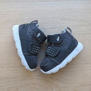 EUC See Kai Run Velcro Hightop Size 6 Toddler